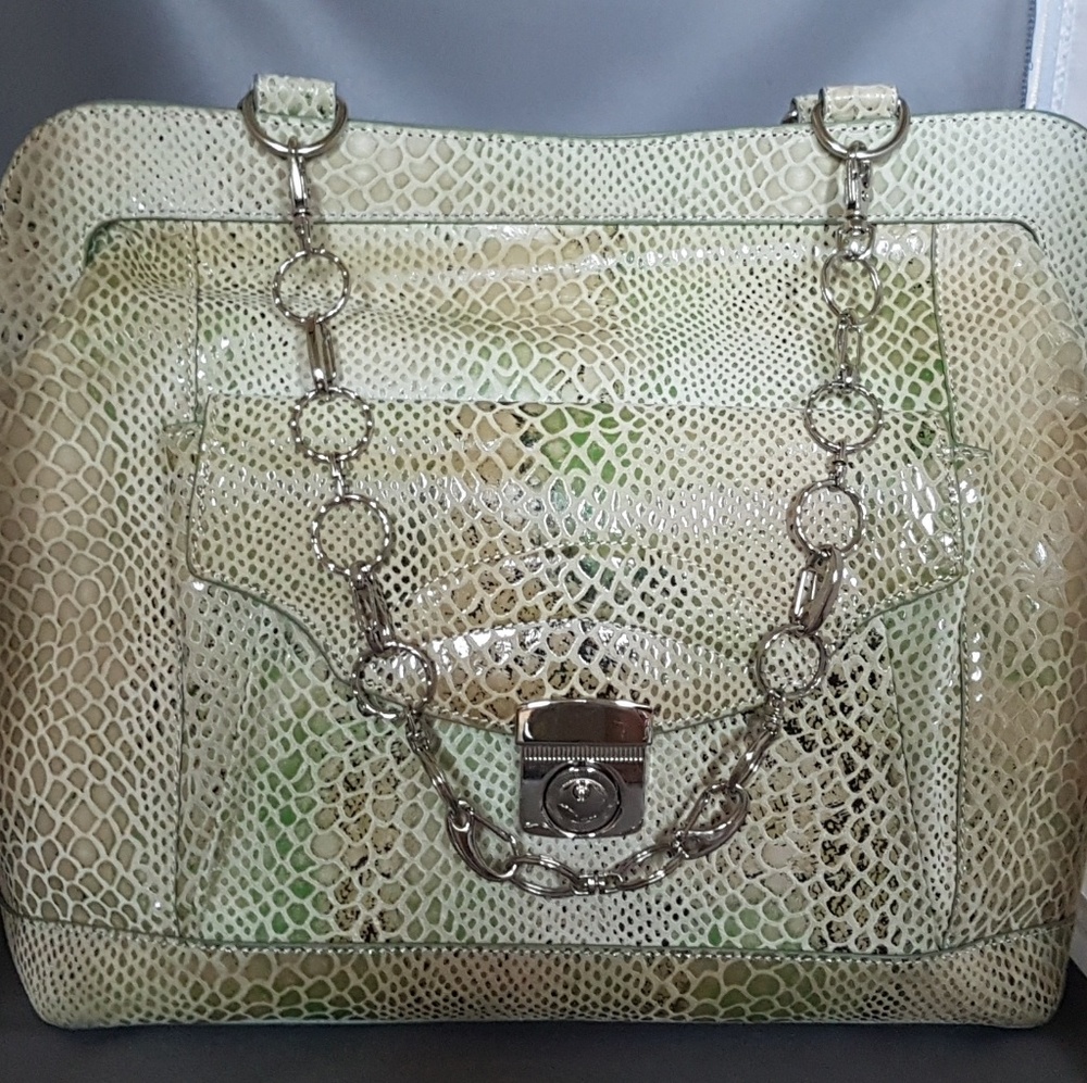 Handbag